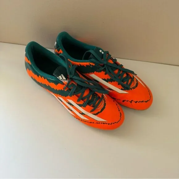 Adidas Messi Cleats - Picture 16 of 16